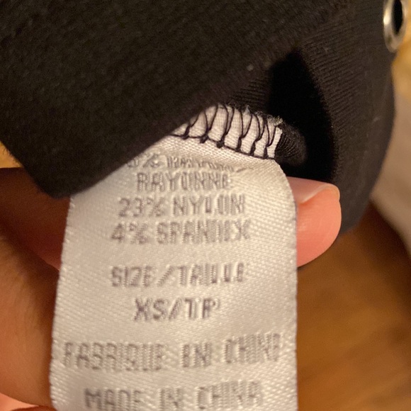 Pretty black dress - Picture 5 of 6